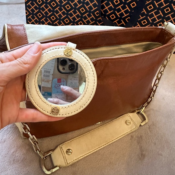 🌟SOLD🌟 TORY BURCH leather shoulder bag - Picture 9 of 12